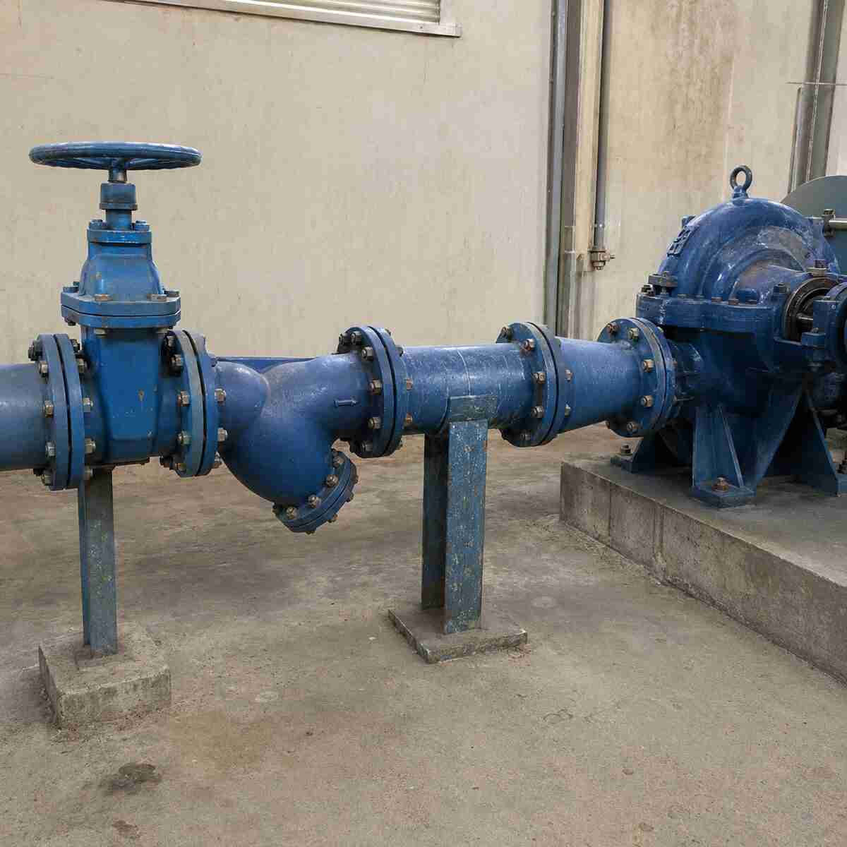 Y strainer installed before a centrifugal pump on a horizontal suction pipeline